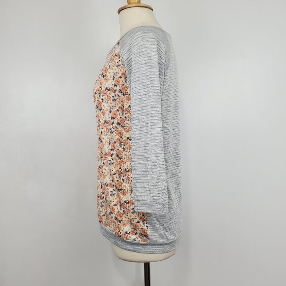 Wonderland by Orange Mixed Media Floral Front Ribbed Pullover Knit Top Size M - Picture 4 of 12